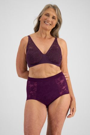 Playtex Ultralight Full Brief
