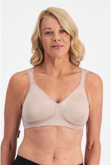 Playtex Ultimate Lift and Support Bra